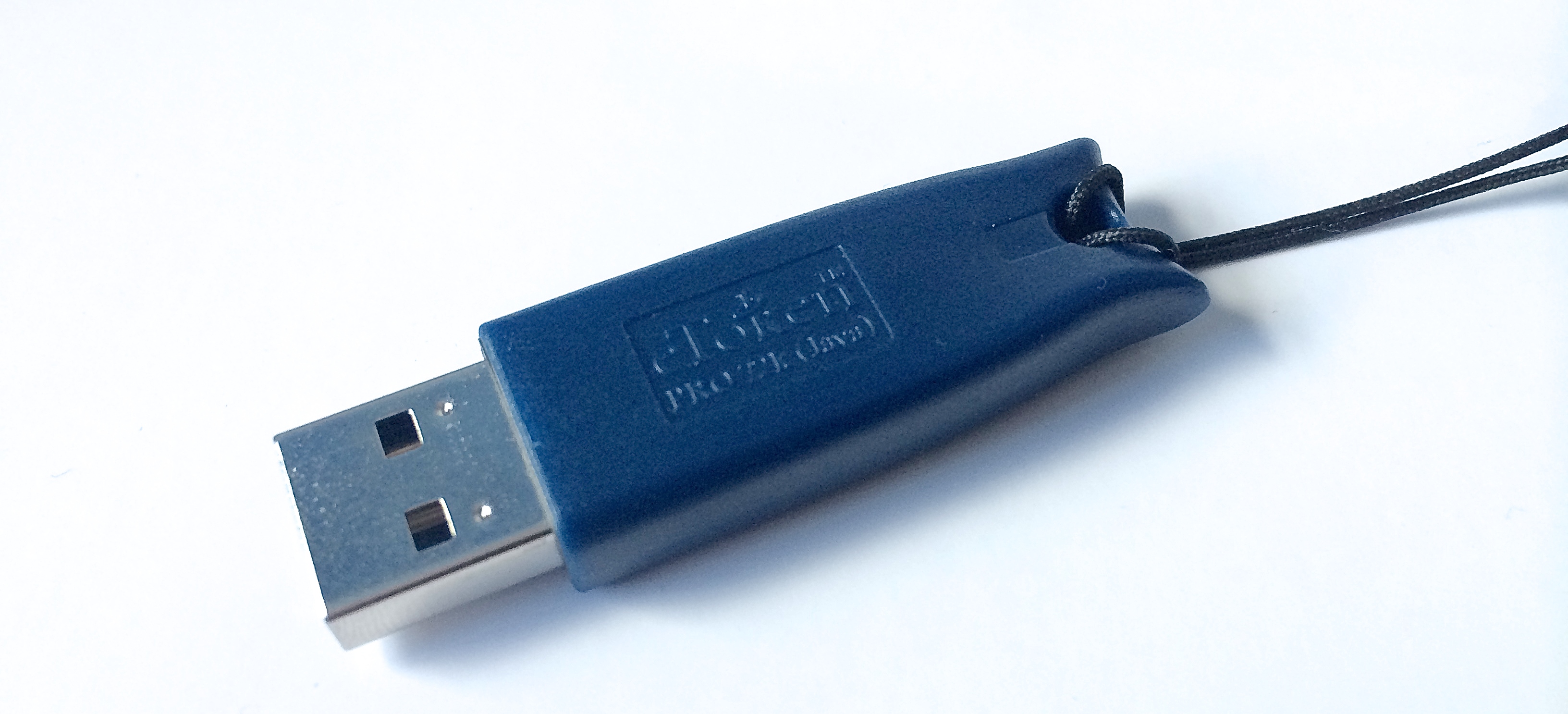 Sca токен. Рутокен етокен. USB-ключи ETOKEN. Флешка юсб токен. Етокен алладин.